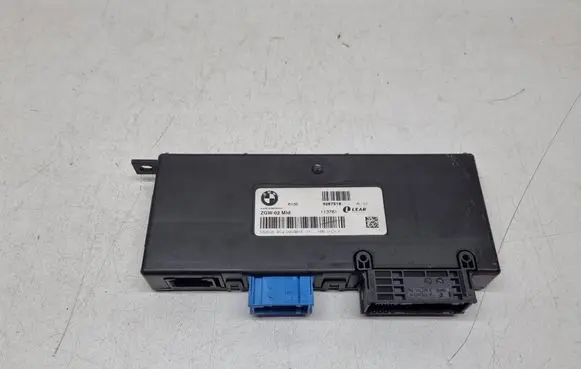 BMW X3 F25 Gateway control module 9267518 61359267518