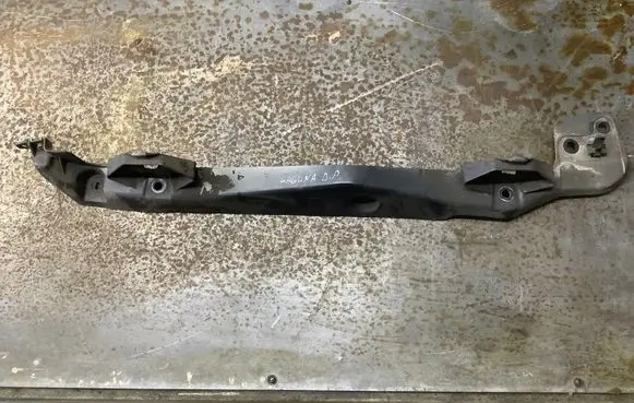 Renault Laguna III Fender mounting bracket 901260001R 90260001R