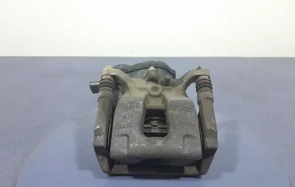 Honda HR-V Rear brake caliper