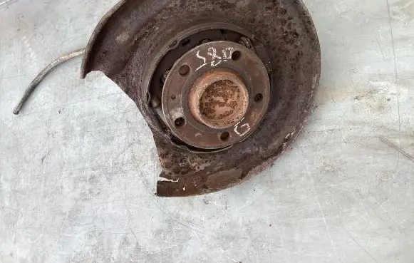 Volvo S80 Rear wheel hub
