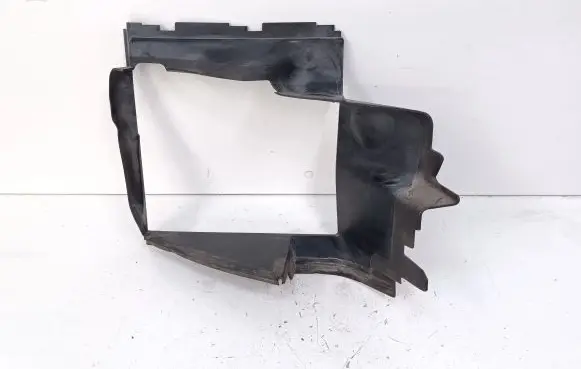 Audi Q7 4L Intercooler air guide/duct channel 4L0117336F