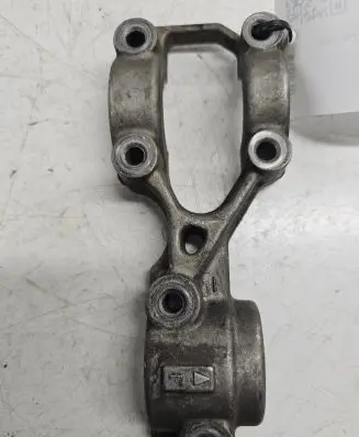KIA Sorento Camshaft holder 
