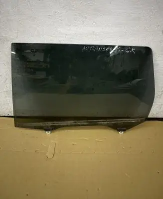 Mitsubishi Outlander Rear door window glass
