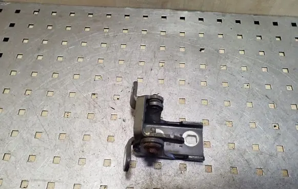 Opel Insignia A Front door upper hinge ES03A046574