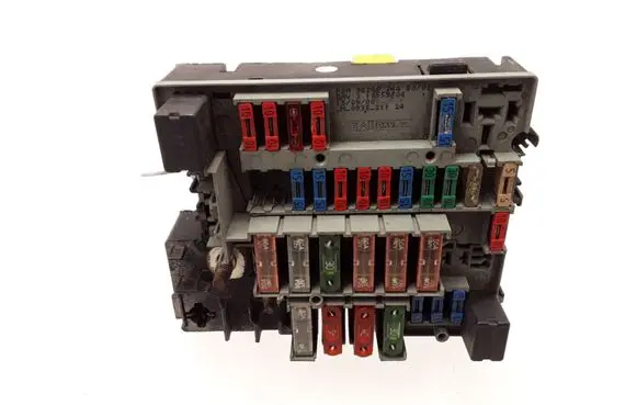 Citroen Xsara Picasso Fuse box set 9628024480