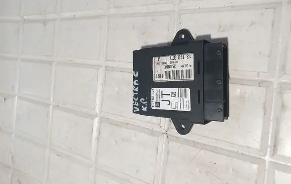 Opel Vectra C Door control unit/module 13193371 0518960022