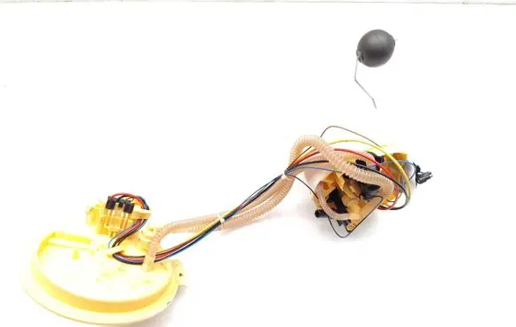 BMW X4M F98 In-tank fuel pump 7214884