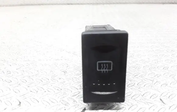 Volkswagen PASSAT B5.5 Windscreen/window heater switch 3B0959612C