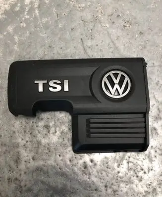 Volkswagen Golf VII Engine cover (trim) 04E103925FBILI 04E103925F