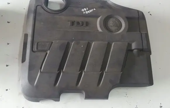 Skoda Superb B6 (3T) Engine cover (trim)