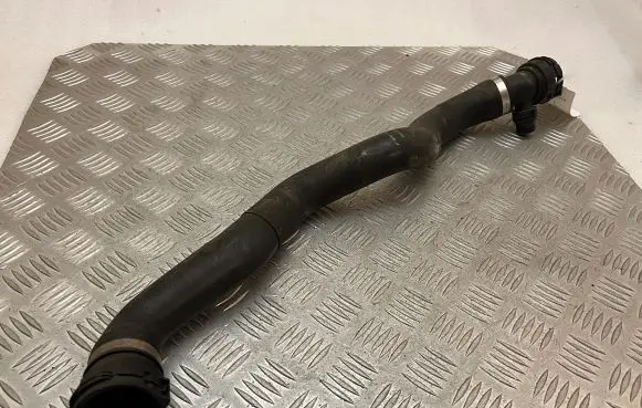 BMW 7 G11 G12 Engine coolant pipe/hose 8572905