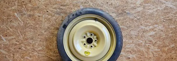 Lexus IS 220D-250-350 R17 spare wheel