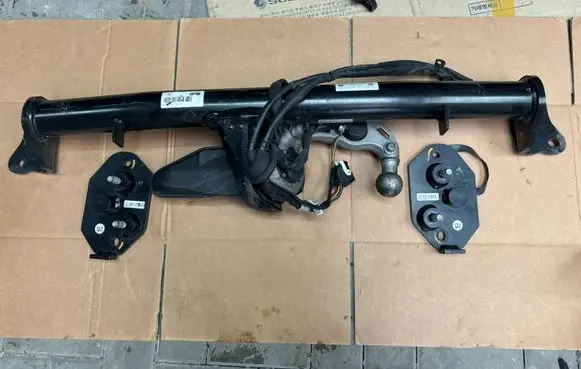 Mercedes-Benz GLC C254 Tow bar set A2543100000