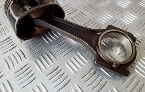 Jeep Grand Cherokee (WK) Connecting rod/conrod 