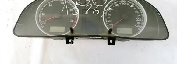 Speedometer (instrument cluster)
