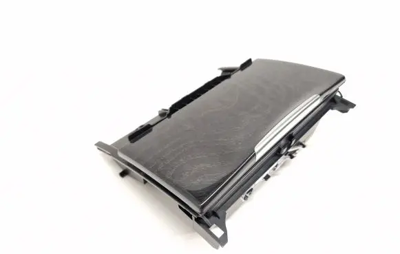 Mercedes-Benz CLS C218 X218 Car ashtray A2186800850 81936001 00009051