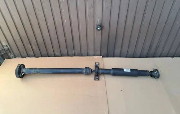Mercedes-Benz R W251 Middle center prop shaft A2514102002