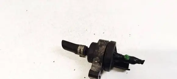 Valve vacuum
