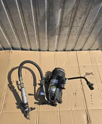 Jaguar Daimler Air conditioning (A/C) compressor (pump) 6556406