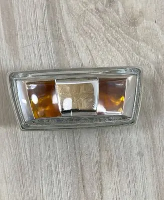 Opel Meriva B Front fender indicator light 13252455 13252456
