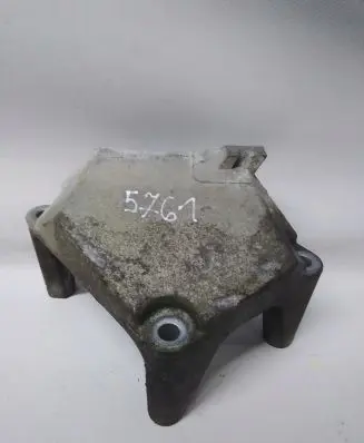 Opel Corsa C Engine mounting bracket 9127490