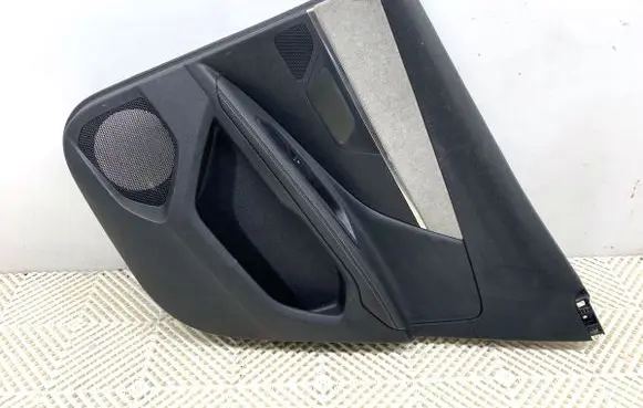 Peugeot 3008 II Coupe rear side trim panel 