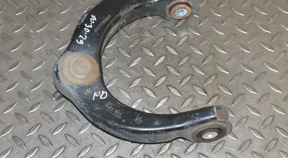 Jeep Grand Cherokee (WK) Front upper control arm/wishbone 68217808AA