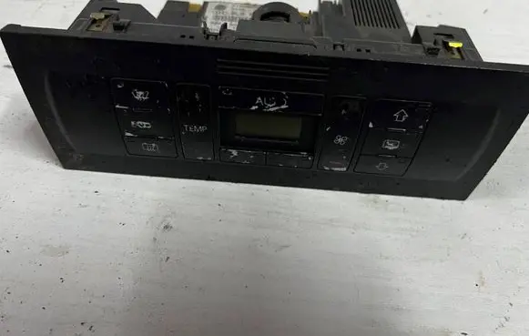 Audi A3 S3 8L Climate control unit 8L0820043H 5HB00818410