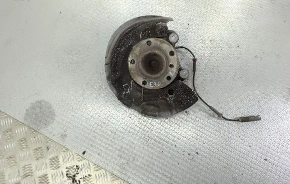BMW 3 E90 E91 Front wheel hub 6764443
