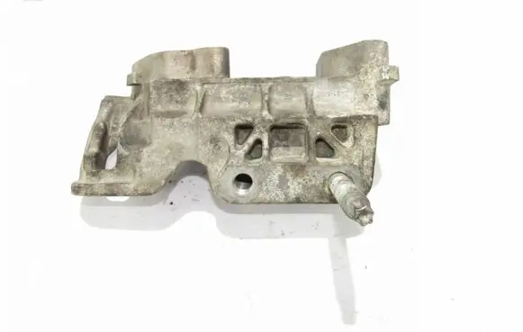 Volvo C30 Engine mounting bracket 3M516030AE