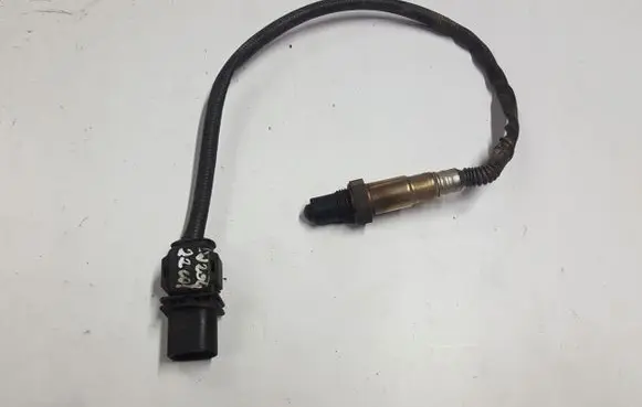 Mercedes-Benz C W204 Lambda probe sensor 0035127018