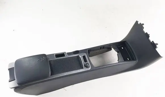 Volvo V50 Center console 