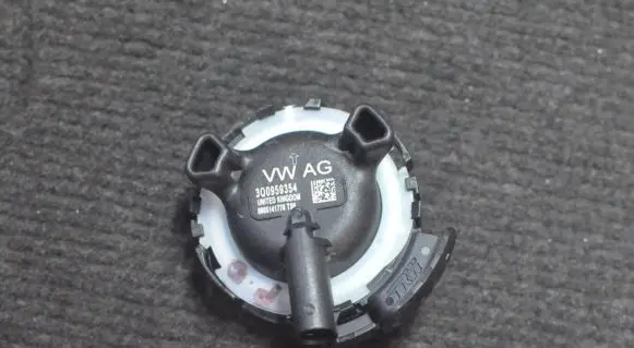 Volkswagen PASSAT B8 Airbag deployment crash/impact sensor 3Q0959354