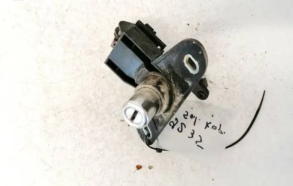 Opel Astra G Front door lock (next to the handle) 