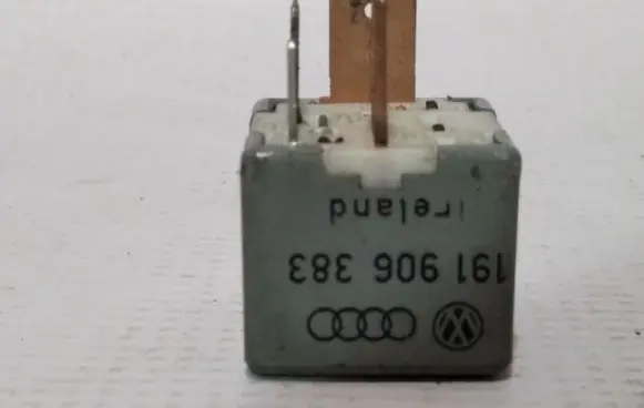 Audi A3 S3 8L Other relay 191906383