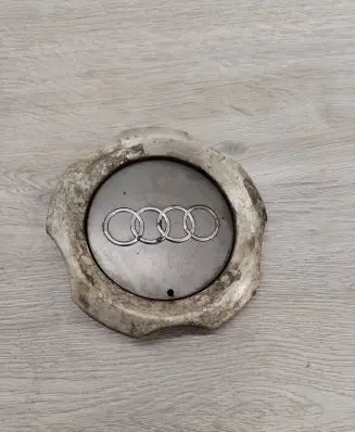 Audi A6 Allroad C6 Original wheel cap