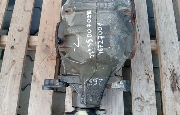 Mercedes-Benz S W221 Rear differential A2213511605MERC3 2213511605
