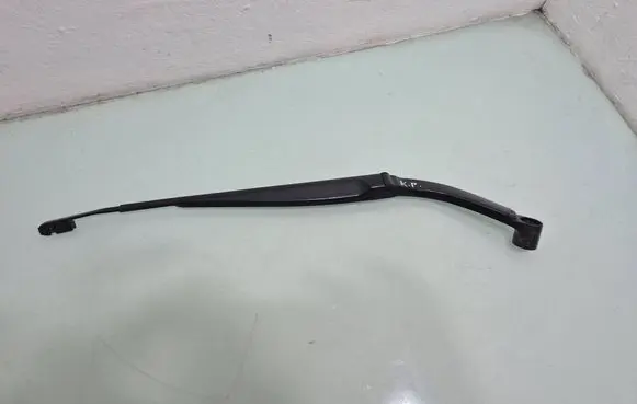 Infiniti QX60 L50 Front wiper blade arm 