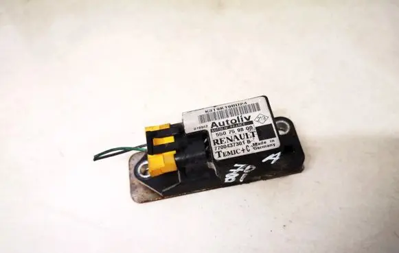 Renault Scenic I Airbag deployment crash/impact sensor 7700437301b 550759800