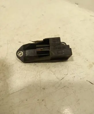 Volkswagen Polo Airbag deployment crash/impact sensor 6Q0909606 5WK42895