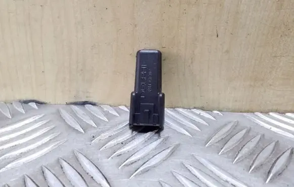 Opel Astra J Outside/exterior temperature sensor 