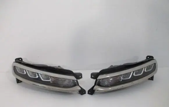 Citroen C3 Aircross Headlights/headlamps set 9813478080