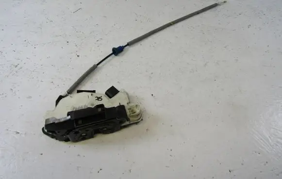 Volkswagen Up Front door lock 1S1837015B