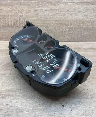 Volkswagen PASSAT B6 Speedometer (instrument cluster) 3C0920960N
