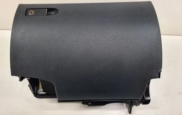 Mercedes-Benz C W204 Glove box set A2046802691