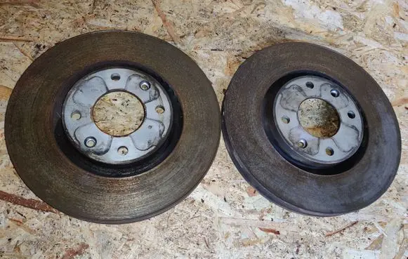 Citroen DS3 Front brake disc