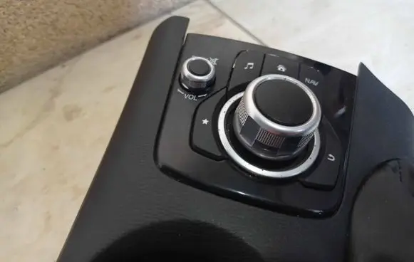 Other center console (tunnel) element