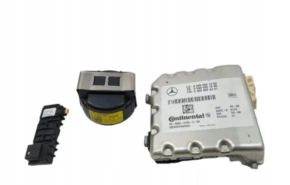 Mercedes-Benz E W211 Front bumper camera A0009051800