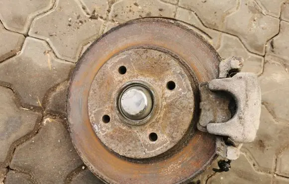 Peugeot Partner Rear wheel hub spindle/knuckle 