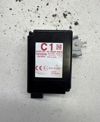 Toyota RAV 4 (XA40) Tire pressure control unit 8976042031 1584003370